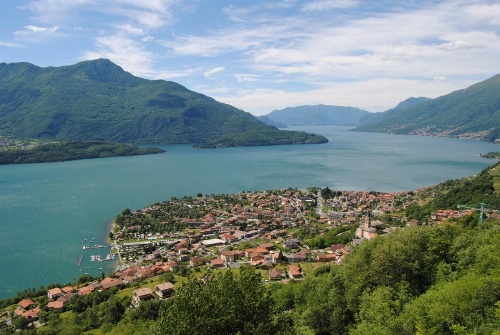 Lakeside Holiday Resort image 41